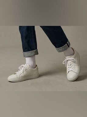 GREATS Brooklyn  Low Top Leather Sneakers White 7 (pics do not do it justice)